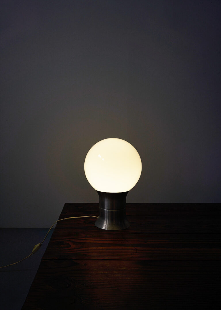 Hemi Klot 2 Lamp — SODA